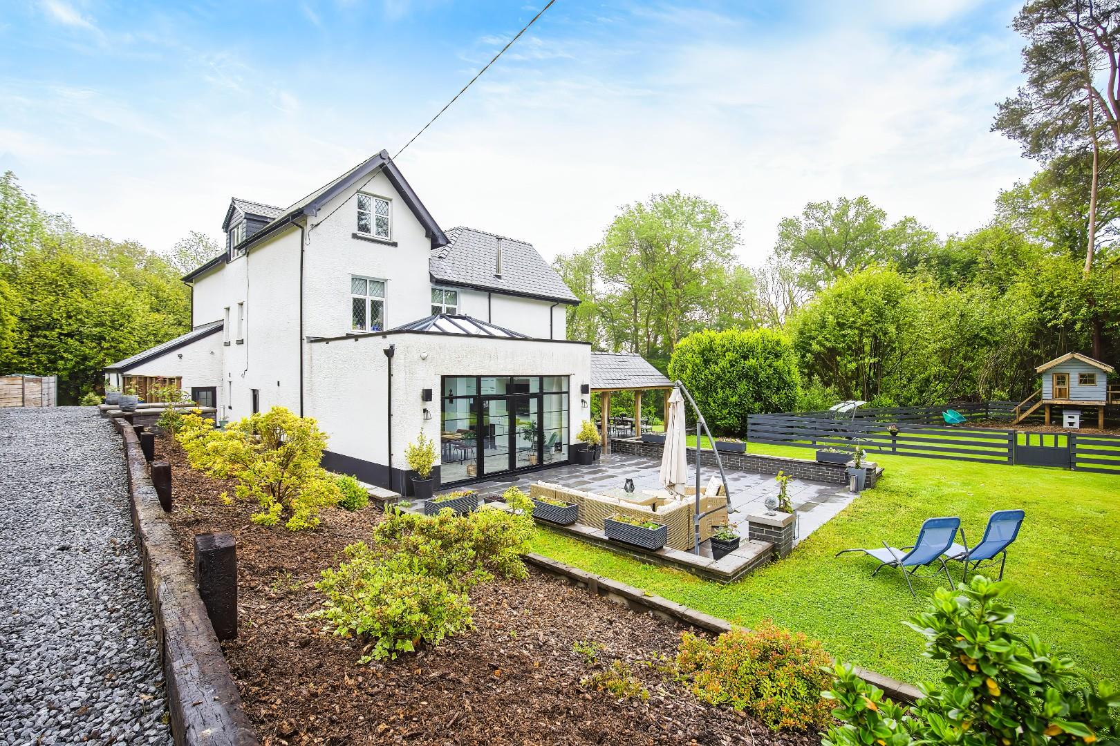 64 Cwmphil Road, Lower Cwmtwrch, Swansea, SA9 2QA